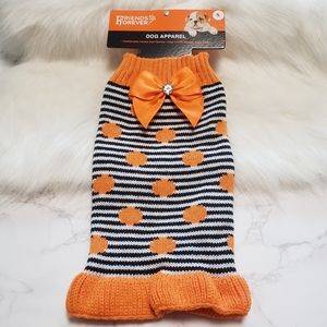 Friends forever Small dog Halloween sweater.